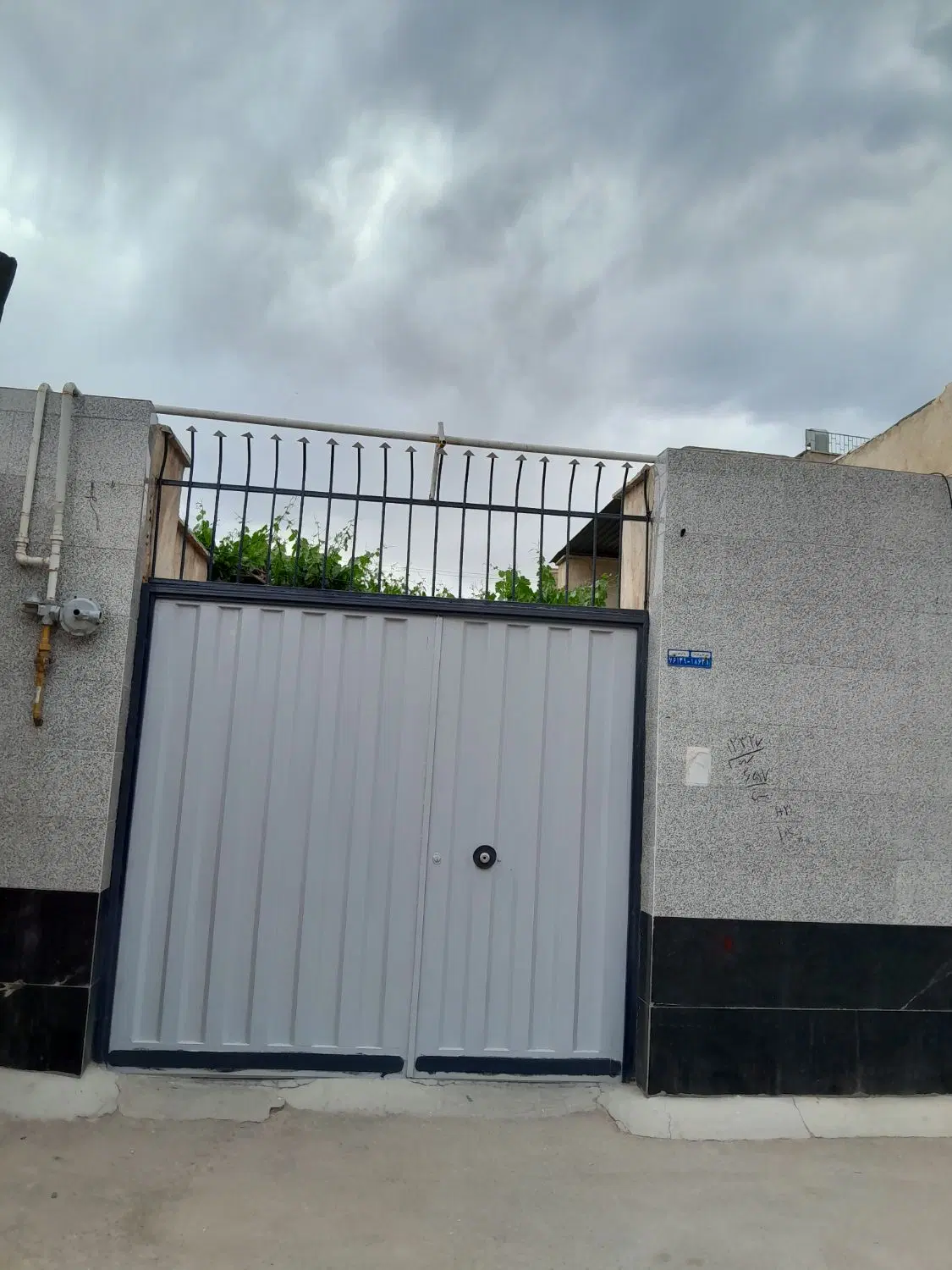 منزل مسکونی ۳۹۰ متری دوکله بهترین نقطه