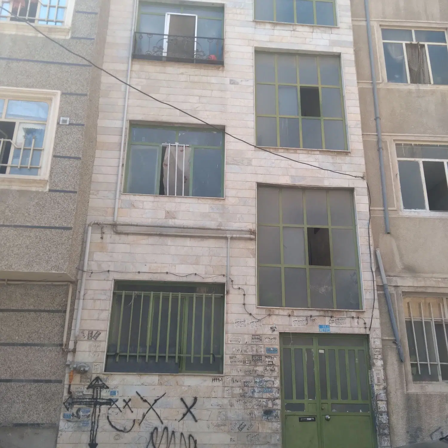 فروش خانه دوخوابه طبقه دوم