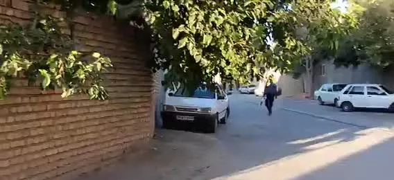 خانه خوش ساخت_ باغ ابریشم_ 100 متری