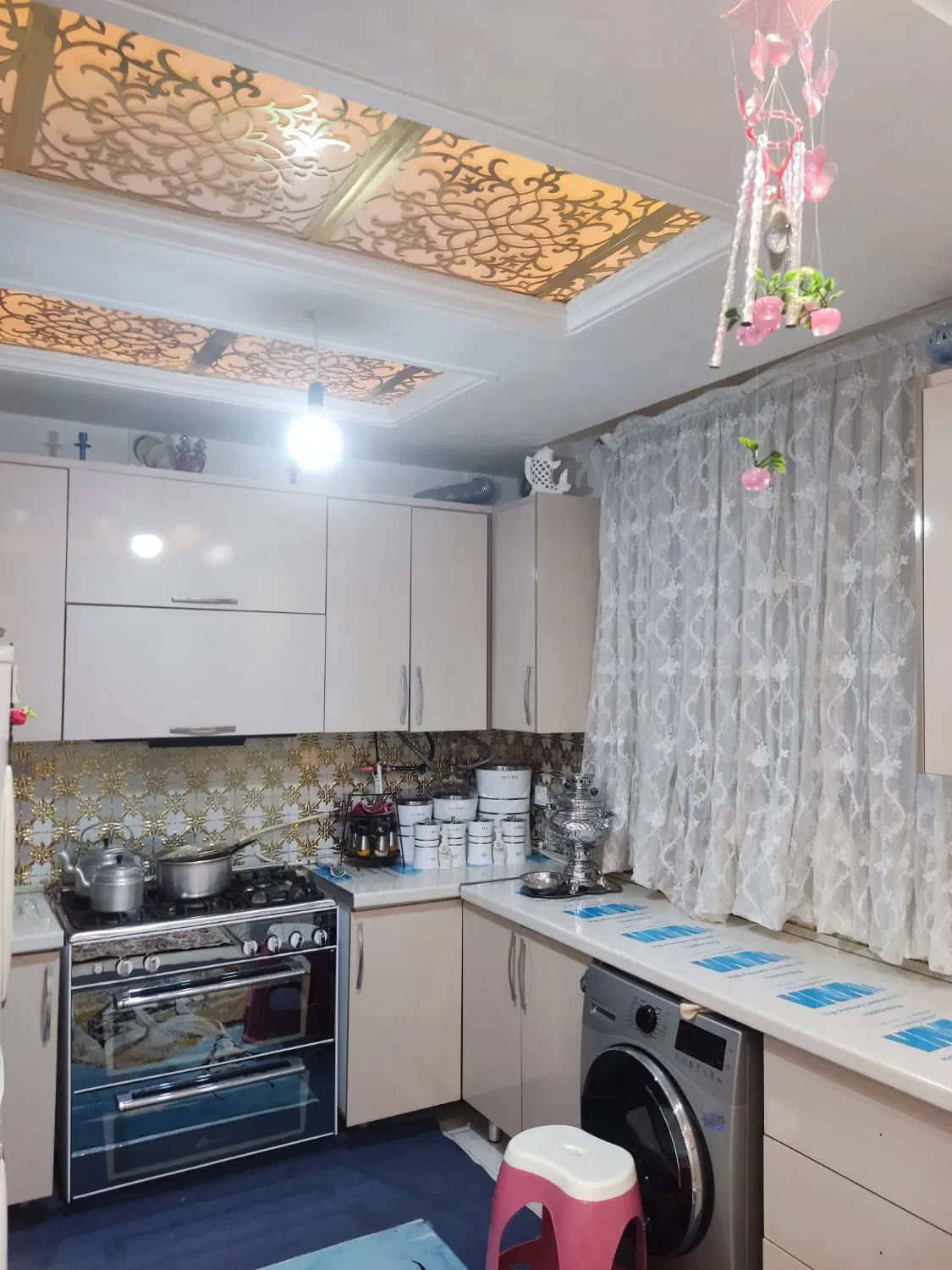 خانه با تمام امکانات کامل