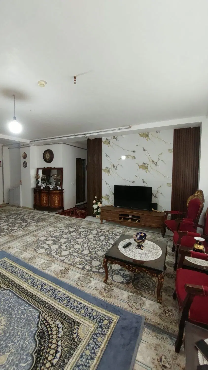 شهرک اندیشه دور میدان اندیشه شخصی ساز
