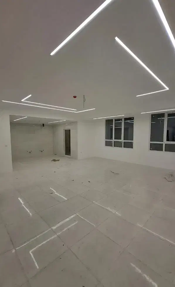 128متر 12 متر بر تاپ لوکیشن