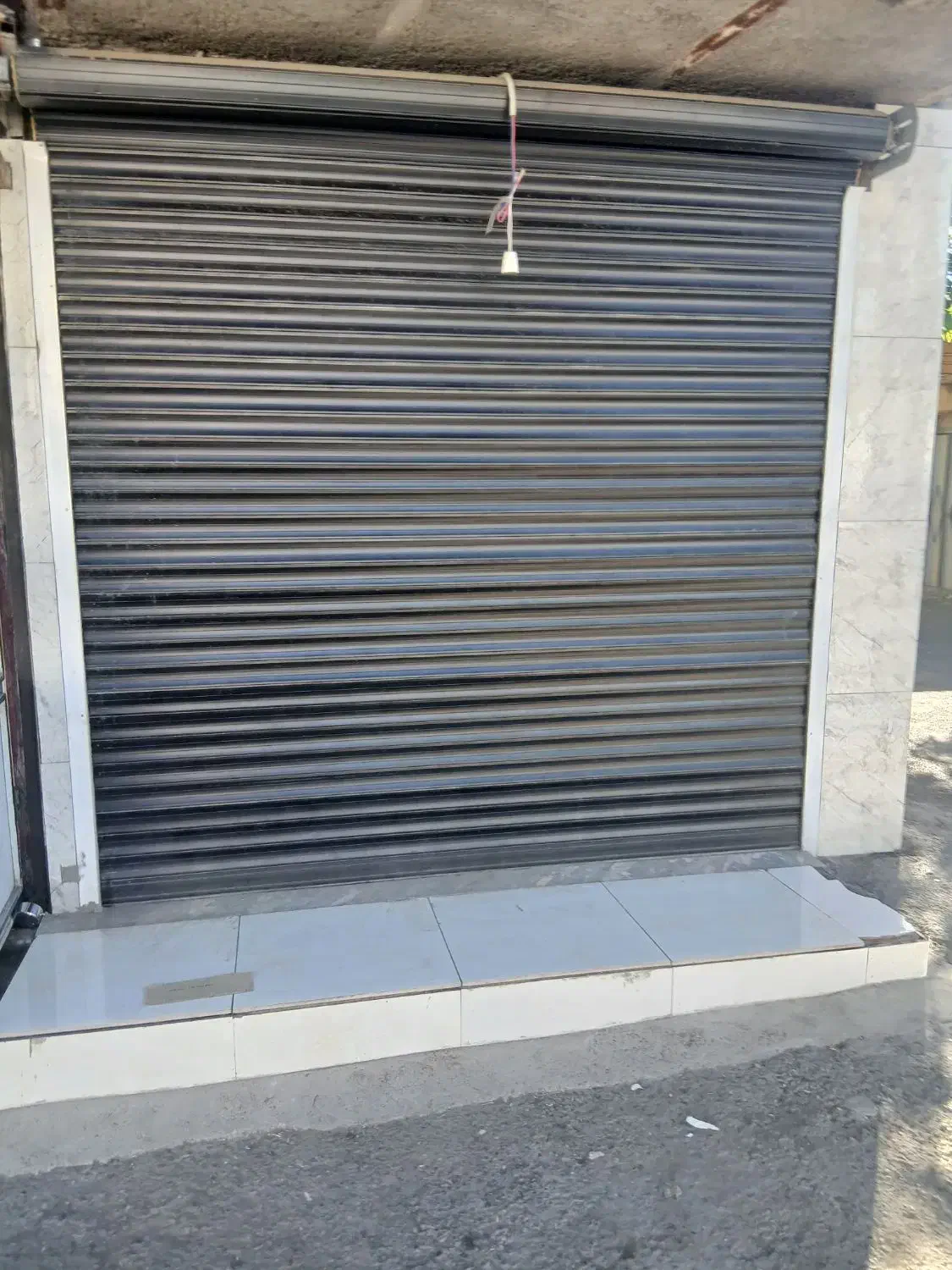مغازه 8متری