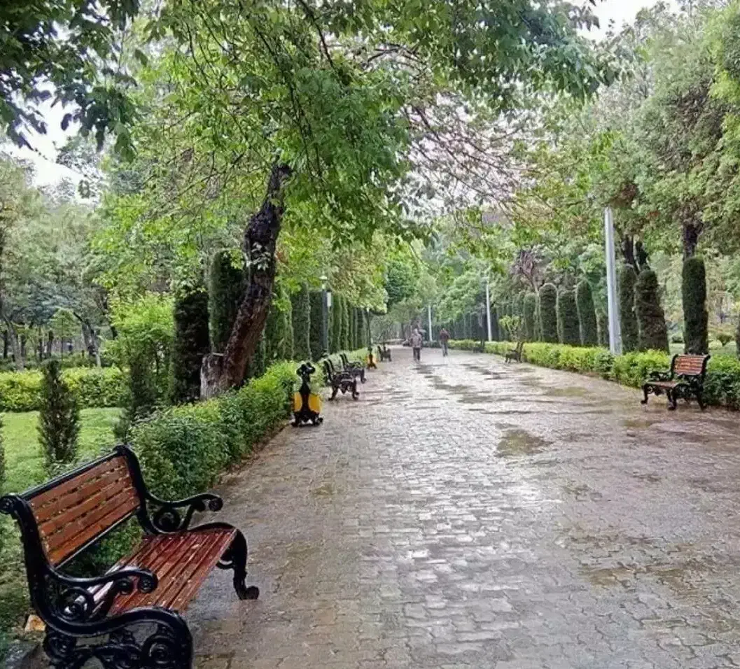 آپارتمان ۲ خواب روبه روی پارک جنوبی