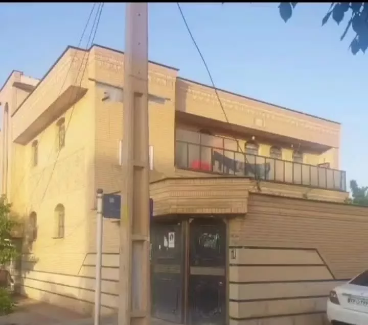 رهن ویلایی طبقه همکف احمد آباد