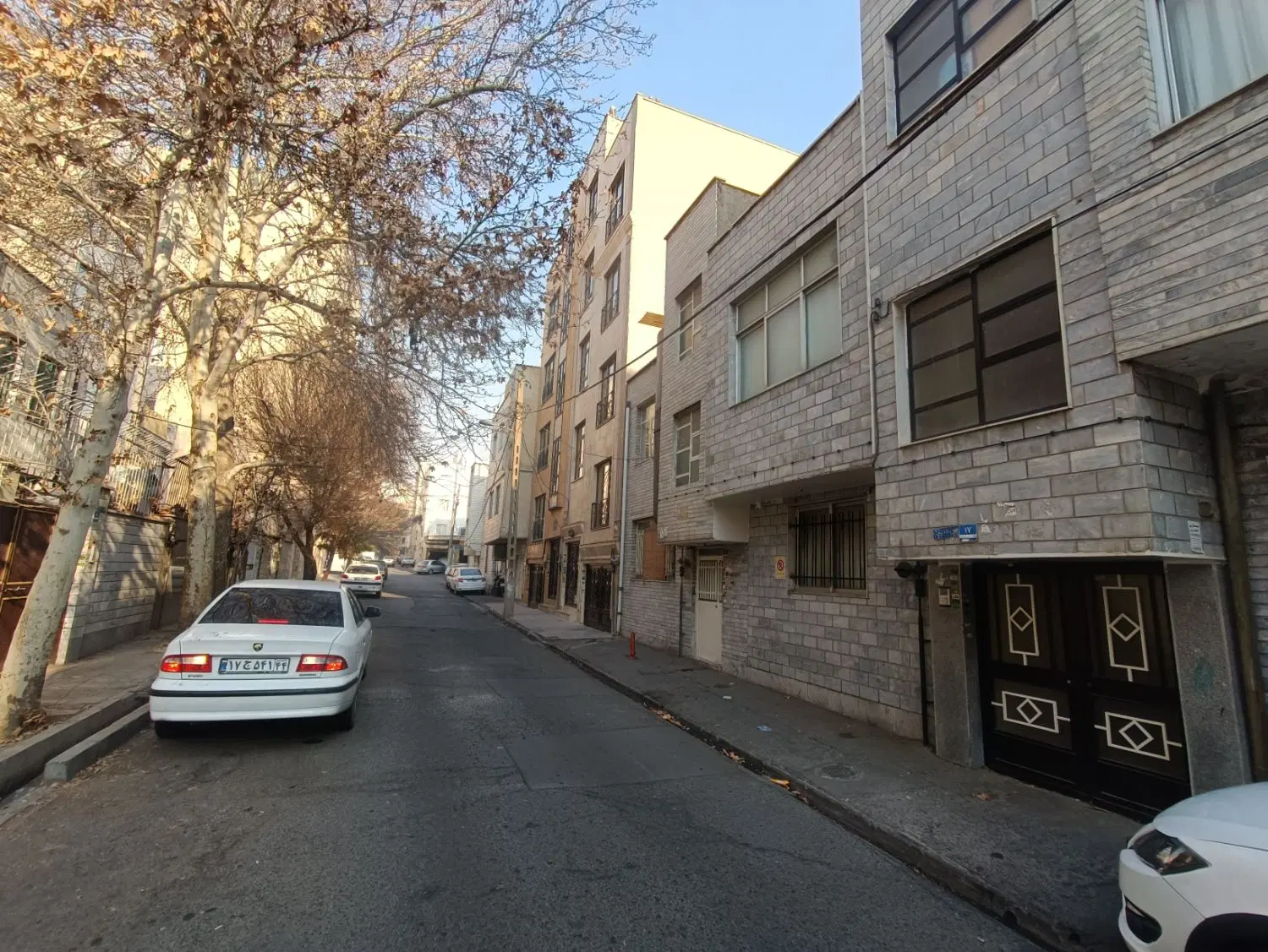 اجاره واحد جهت دفتر کارگاه انباری