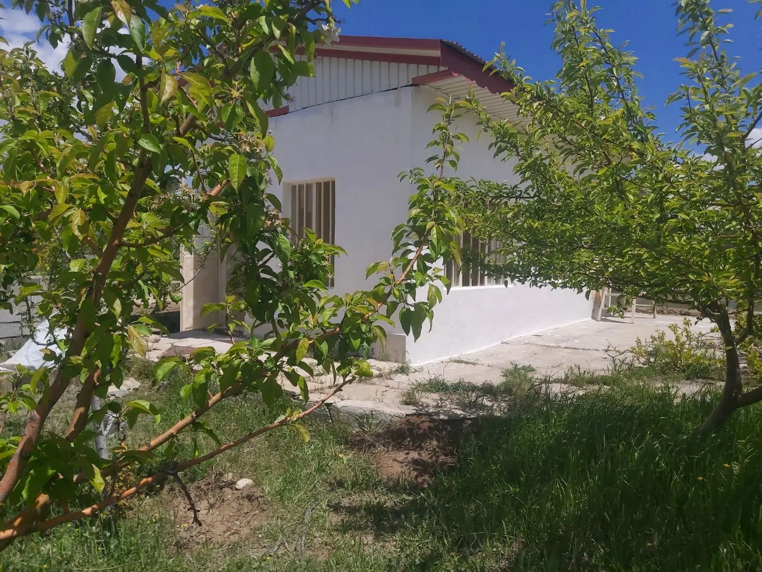 باغ دونبش ۸۳۷ متر اسپیران