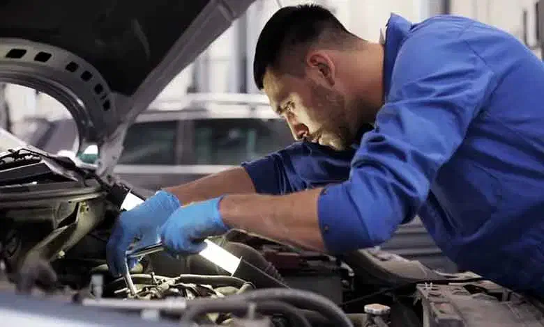 یک باب مغازه در سایت مکانیکی