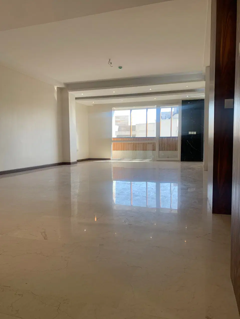 شریعتی ادیبی ۹۰ متر تکواحدی