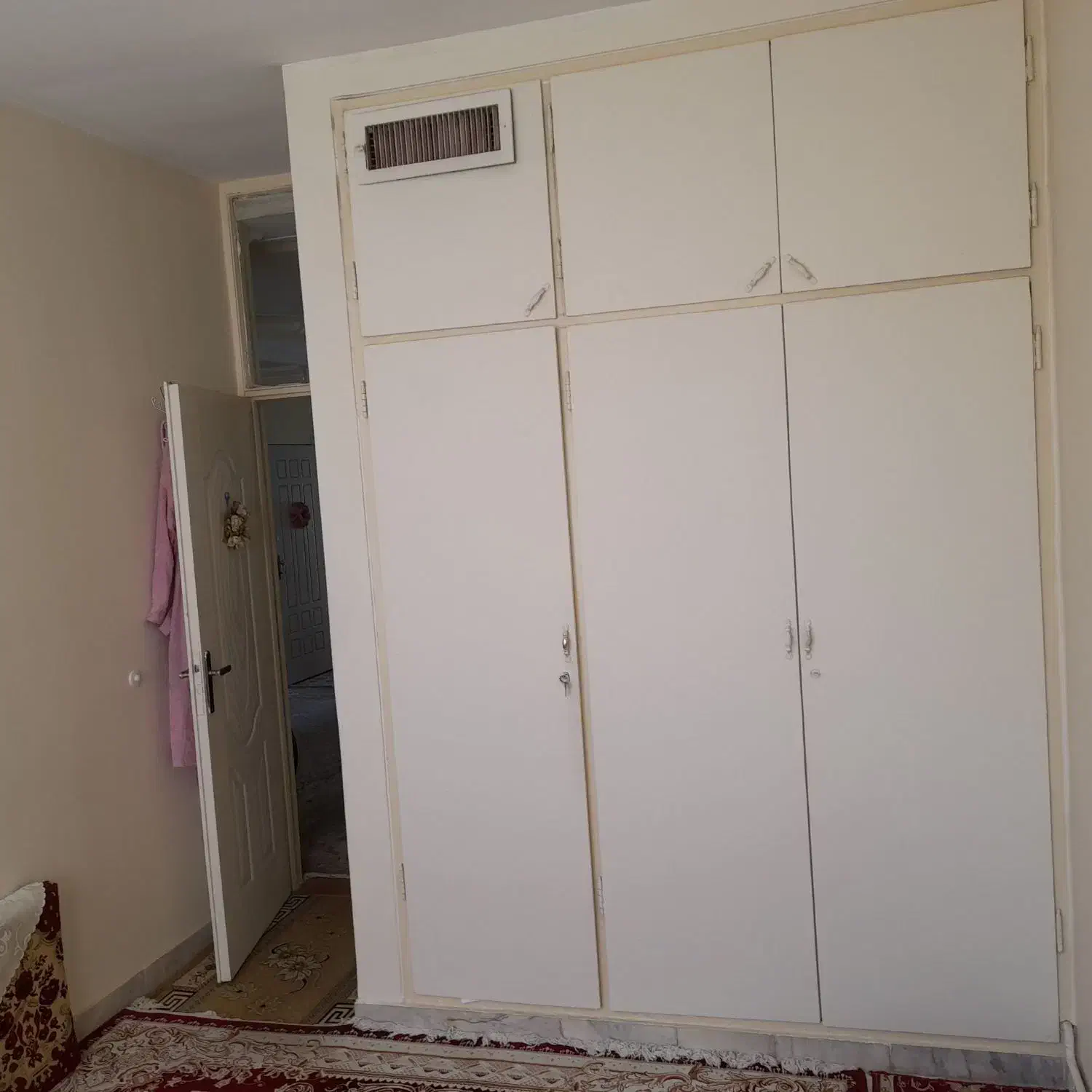 رهن کامل ویلایی در فاز یک مخابرات شهریار