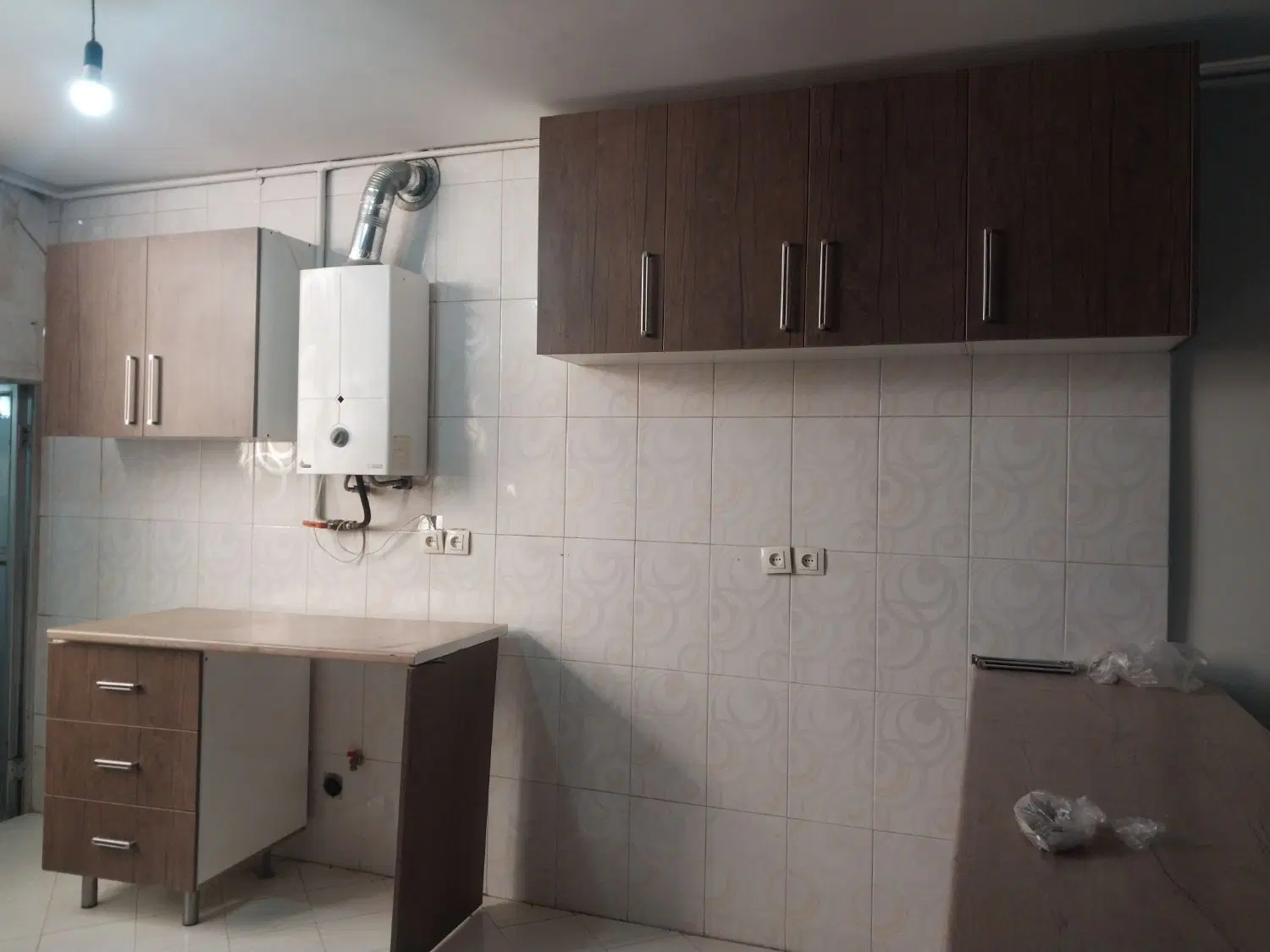 رهن کامل یک ساختمان دوطبقه به همراه زیرزمین
