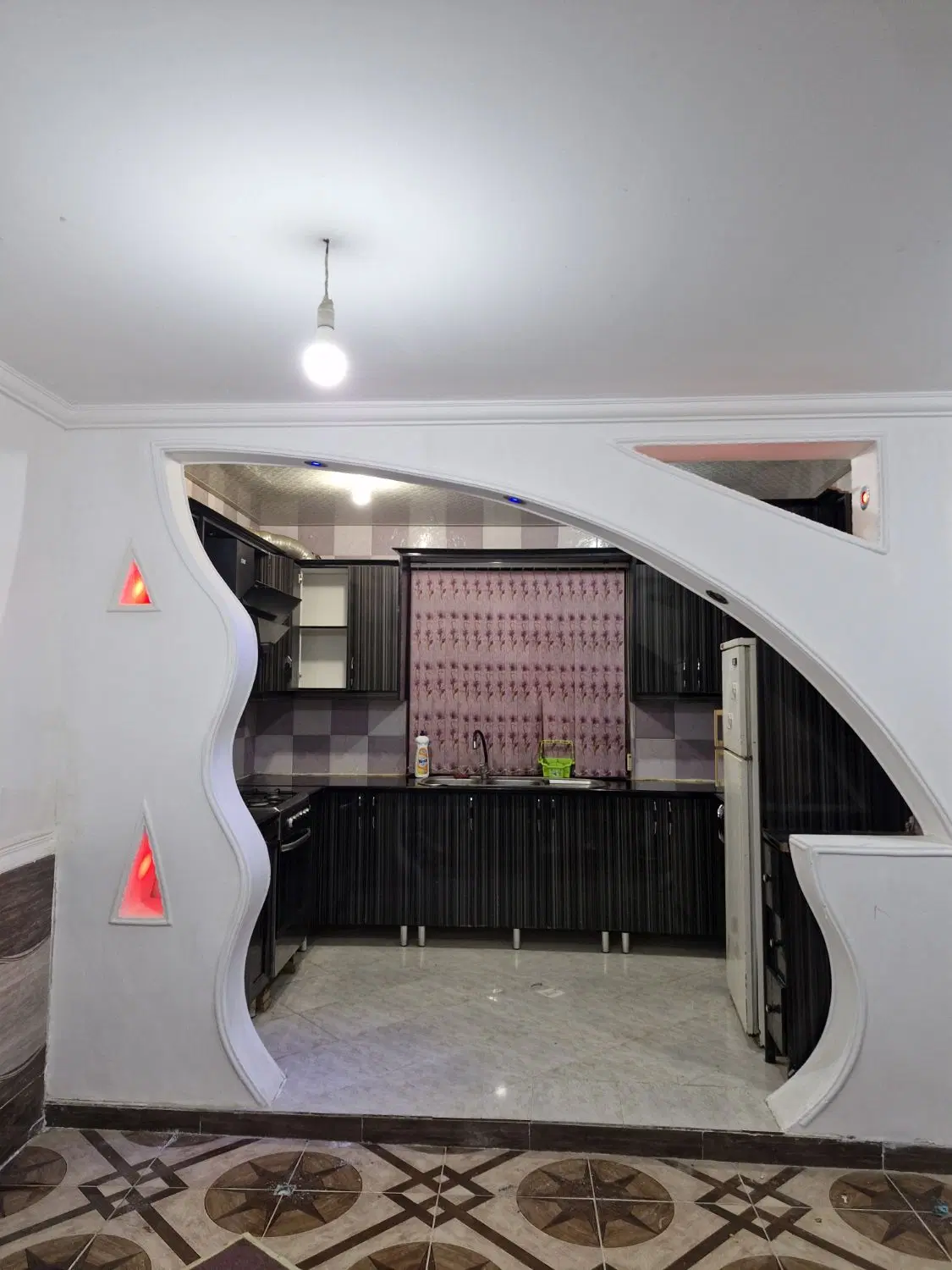 خانه دربستی با پارکینگ خصوصی