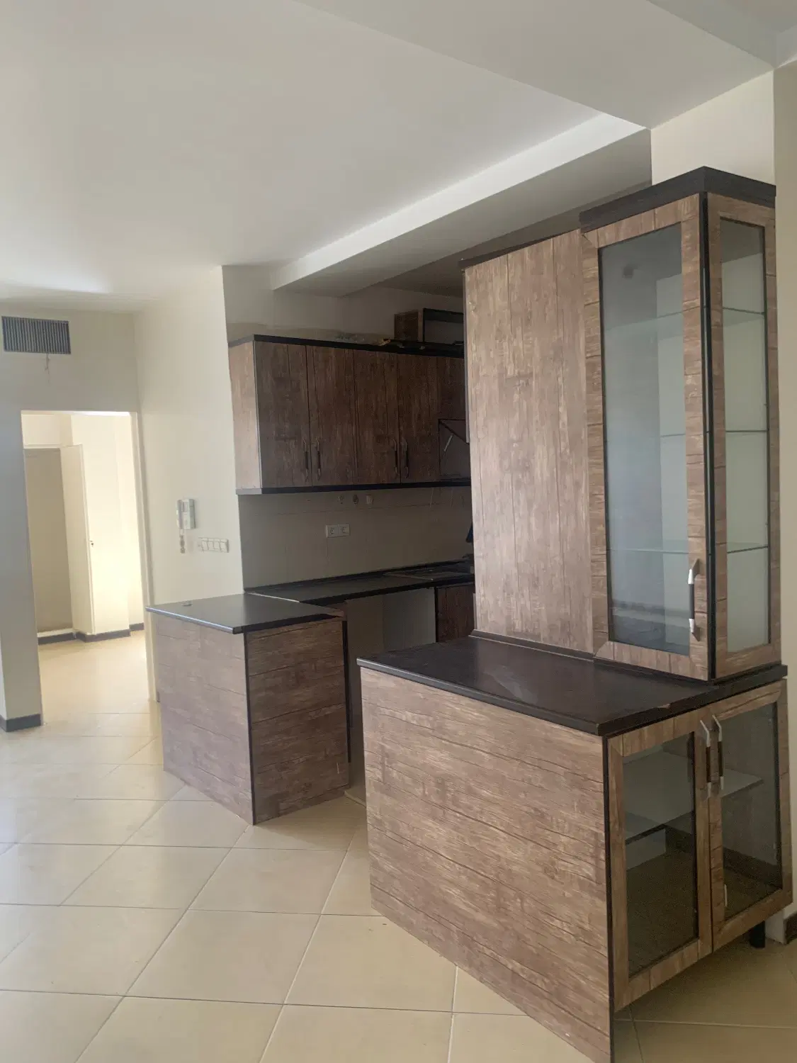 رهن و اجاره آپارتمان تک خواب ۸۰ متری