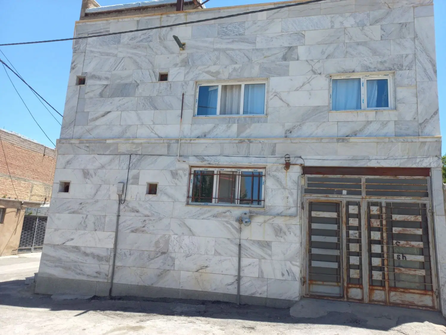 خانه دونبش 63 متری