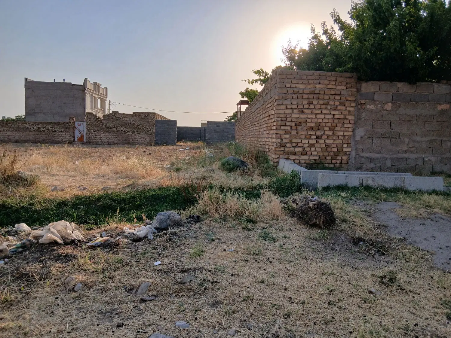 زمین حمید آباد