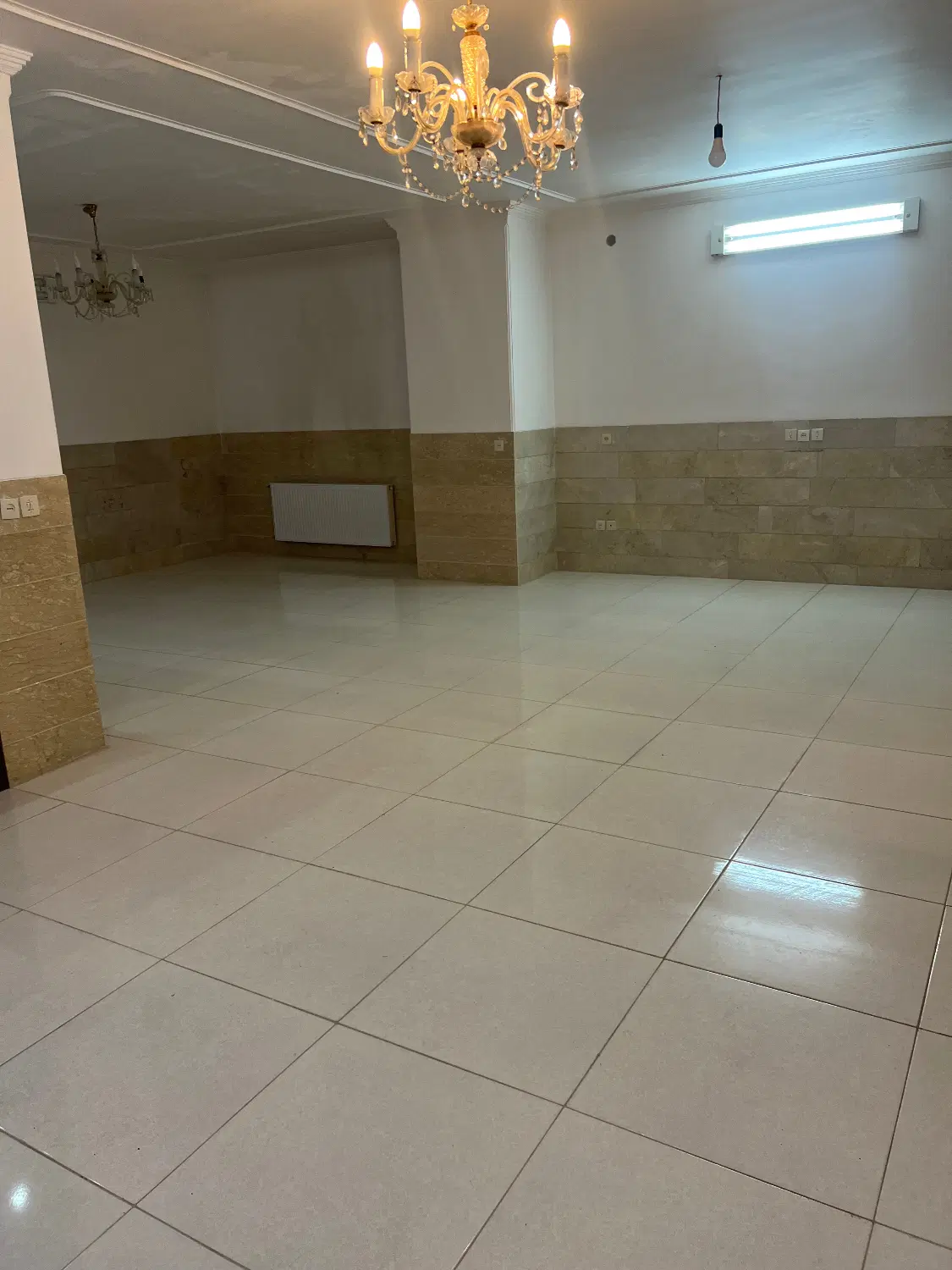 نیازمند هم خانه موجه خانم