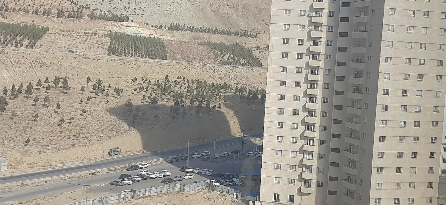 164 متر_طبقه ۱۳ برج سپیدار_ مروارید شهر