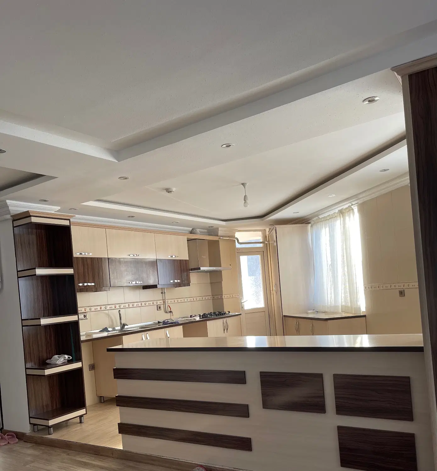 آپارتمان ۱۳۰ متر عمار