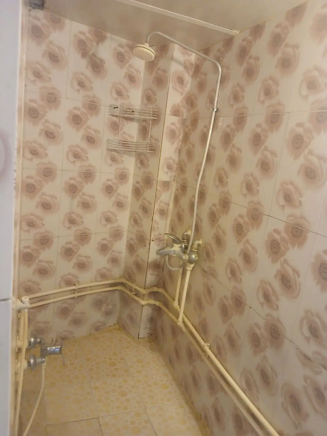اجاره واحد مسکونی هم کف در نواب