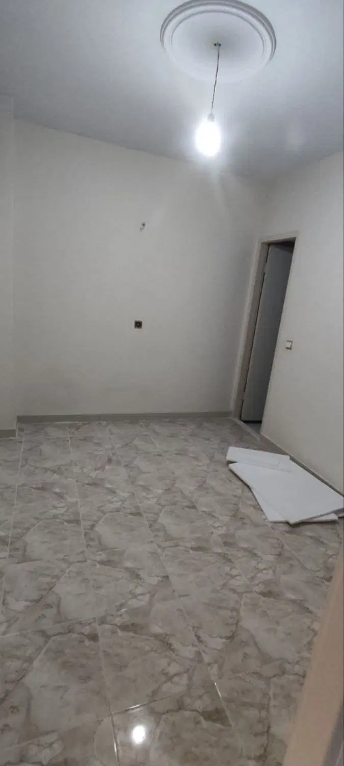۶۱ متری ولیعصر روبروی پارک کودک کوچه شهید تقوی