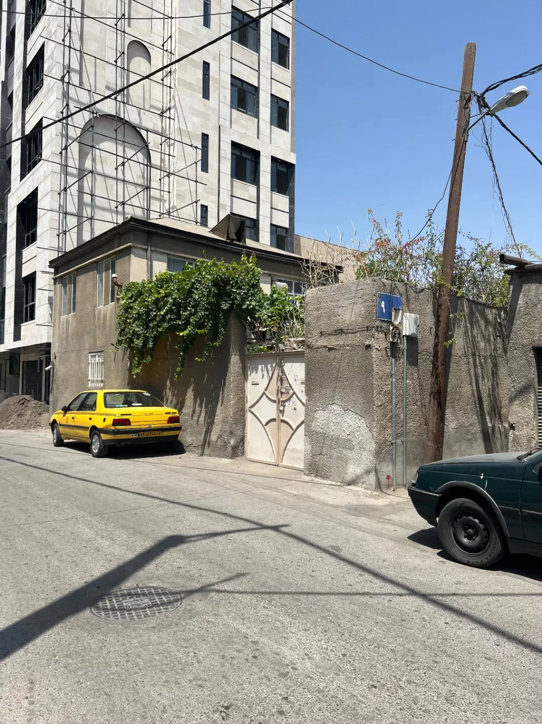 ۱۸۳ متری عبادی ۳۰_ جواهری ۹