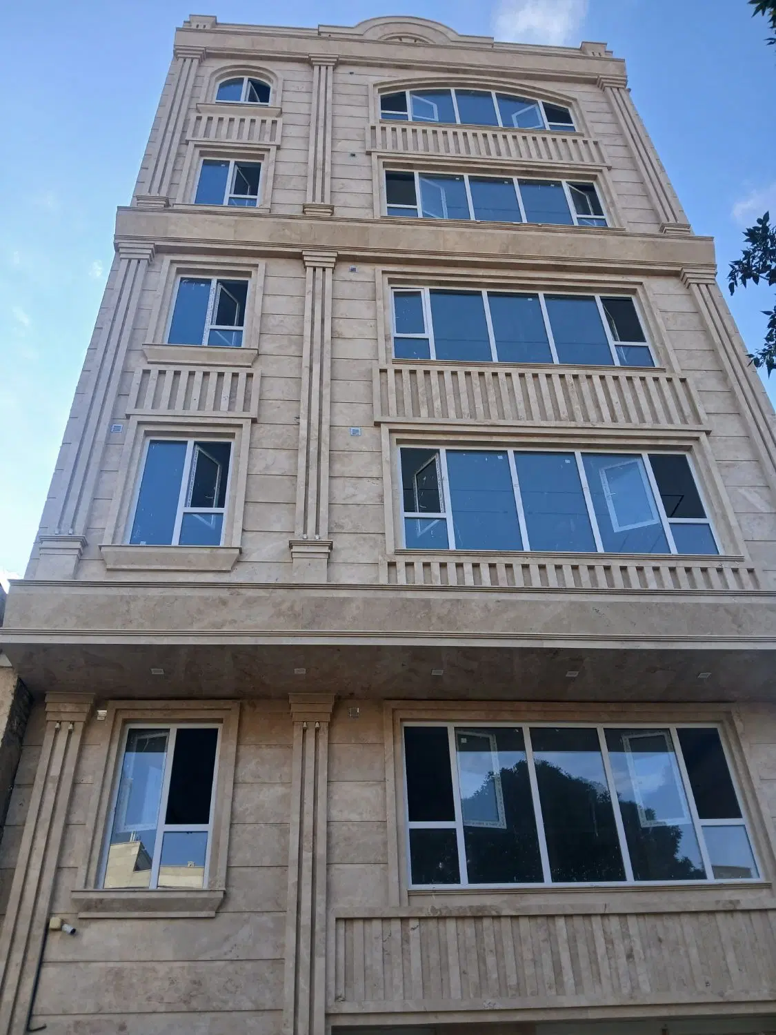 فروش آپارتمان تک واحدی دو کله