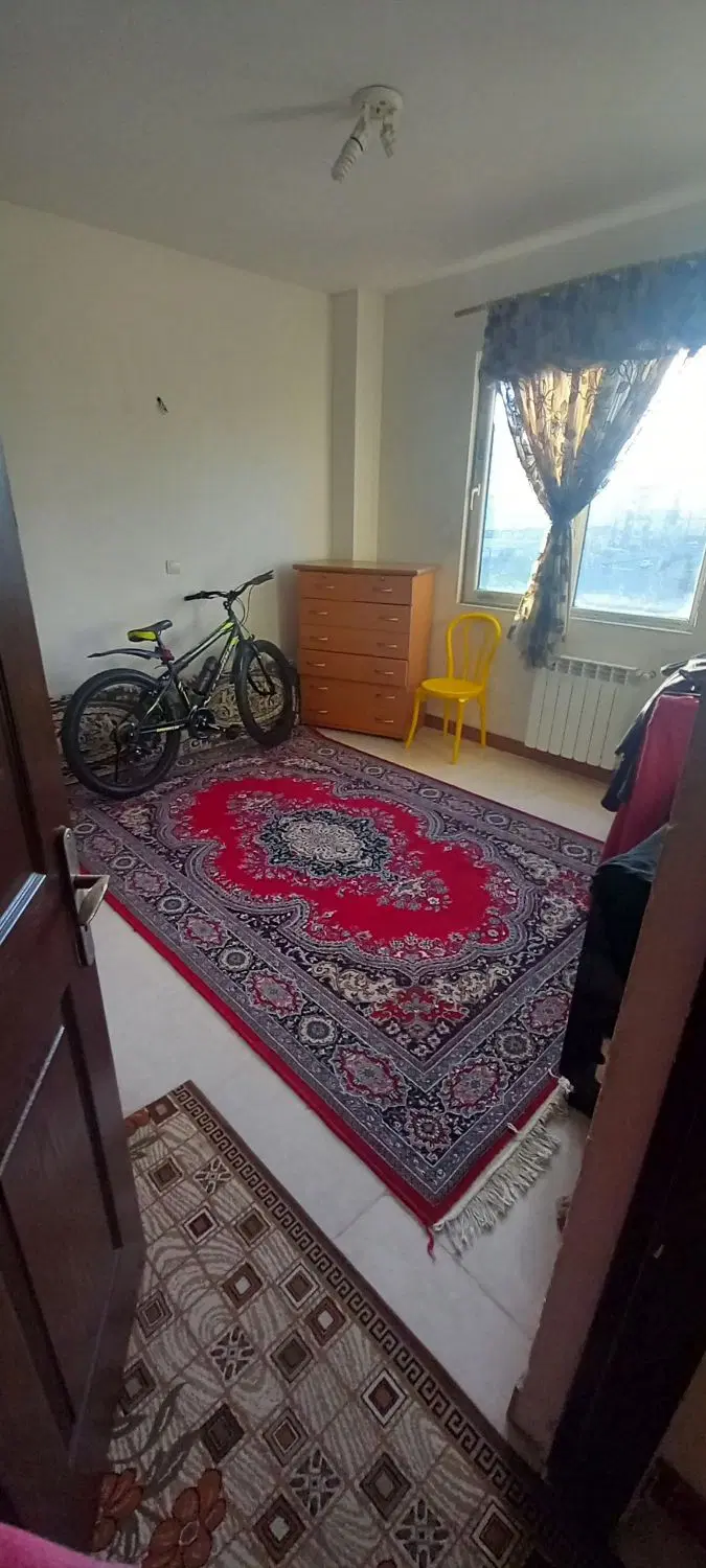 یک آپارتمان مسکن مهر 75متری بدون پارکینگ فروش
