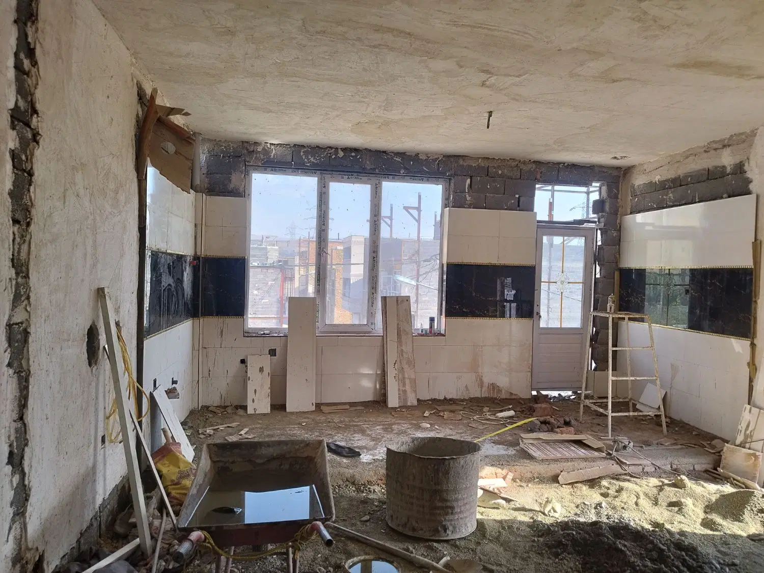 خانه اول نایسرشهرک حافظ فروشی