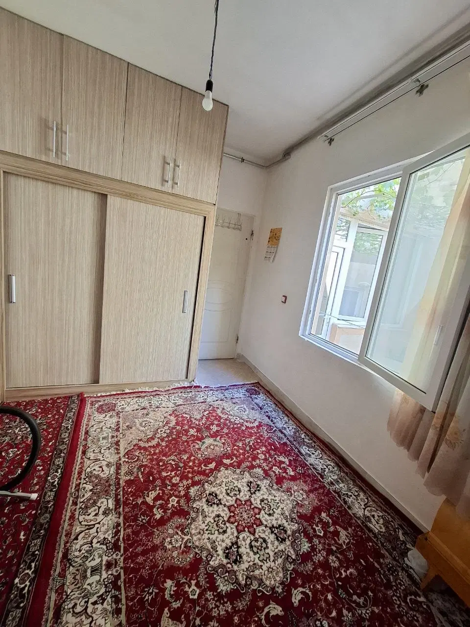 حیاط شخصی ۳ طبقه