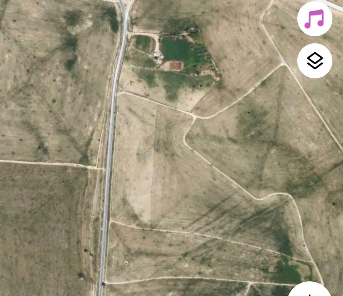 زمین چهار روستایی