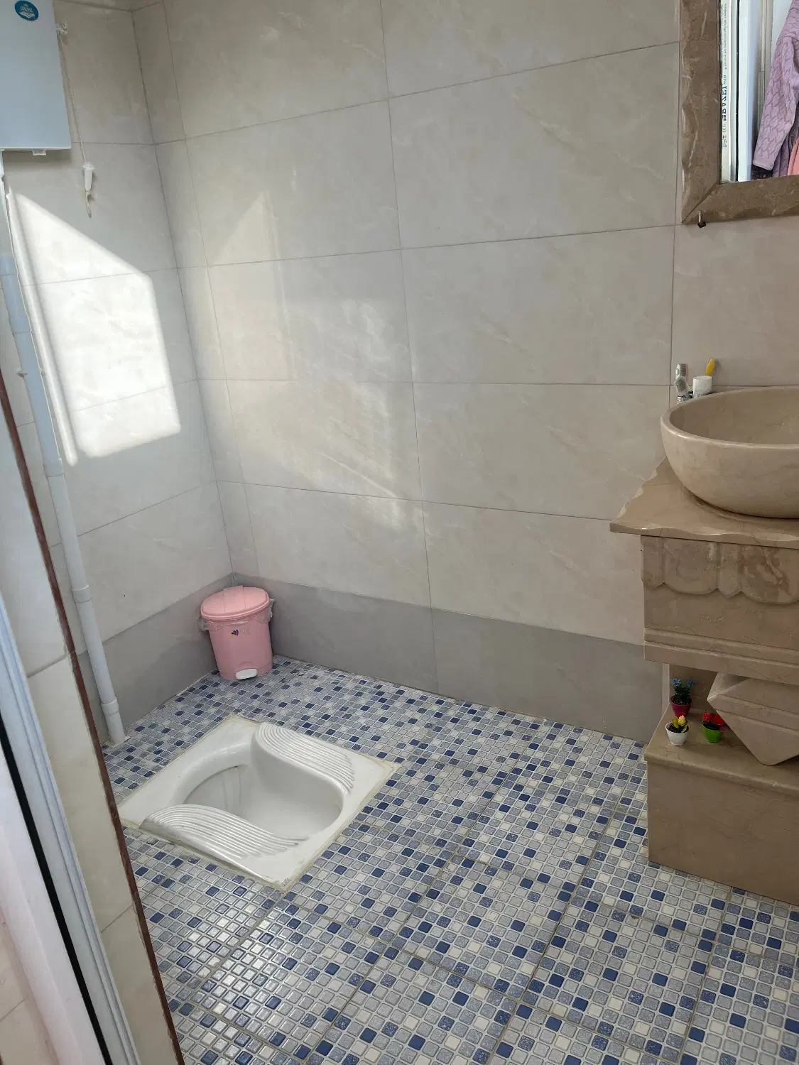 آپارتمان تمیز وشیک۷۸ متری مجاهد (تازه ساخت)