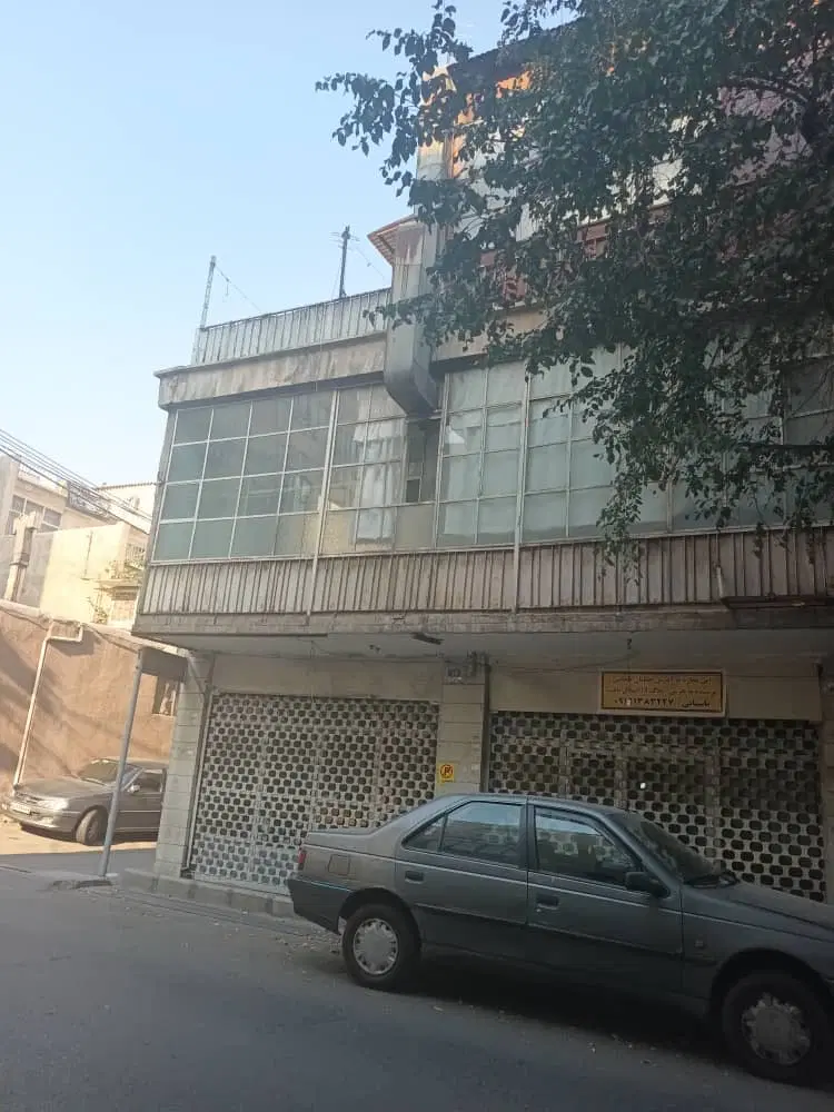 مغازه فروشی در مهرآباد جنوبی بر خیابان اصلی