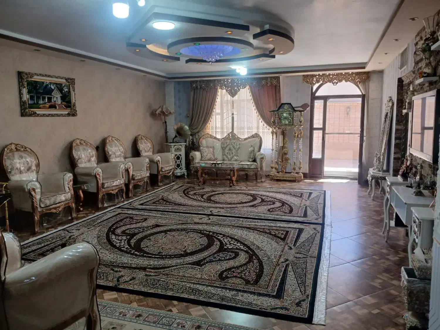 خانه ویلایی در شهر مجلسی