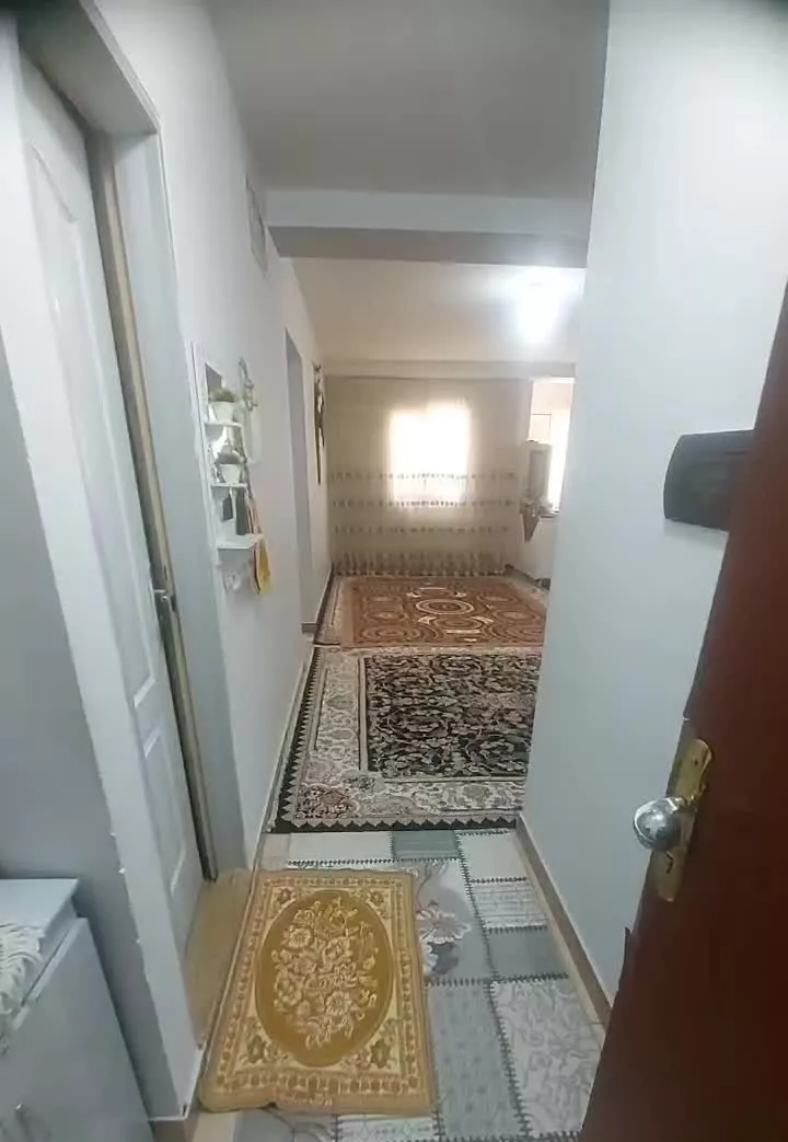 فاز 4شمالی دو خوابه با پارکینگ شمالی