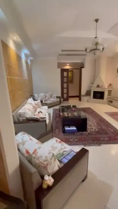 ۳۹۰ متر ۵ خواب کامرانیه