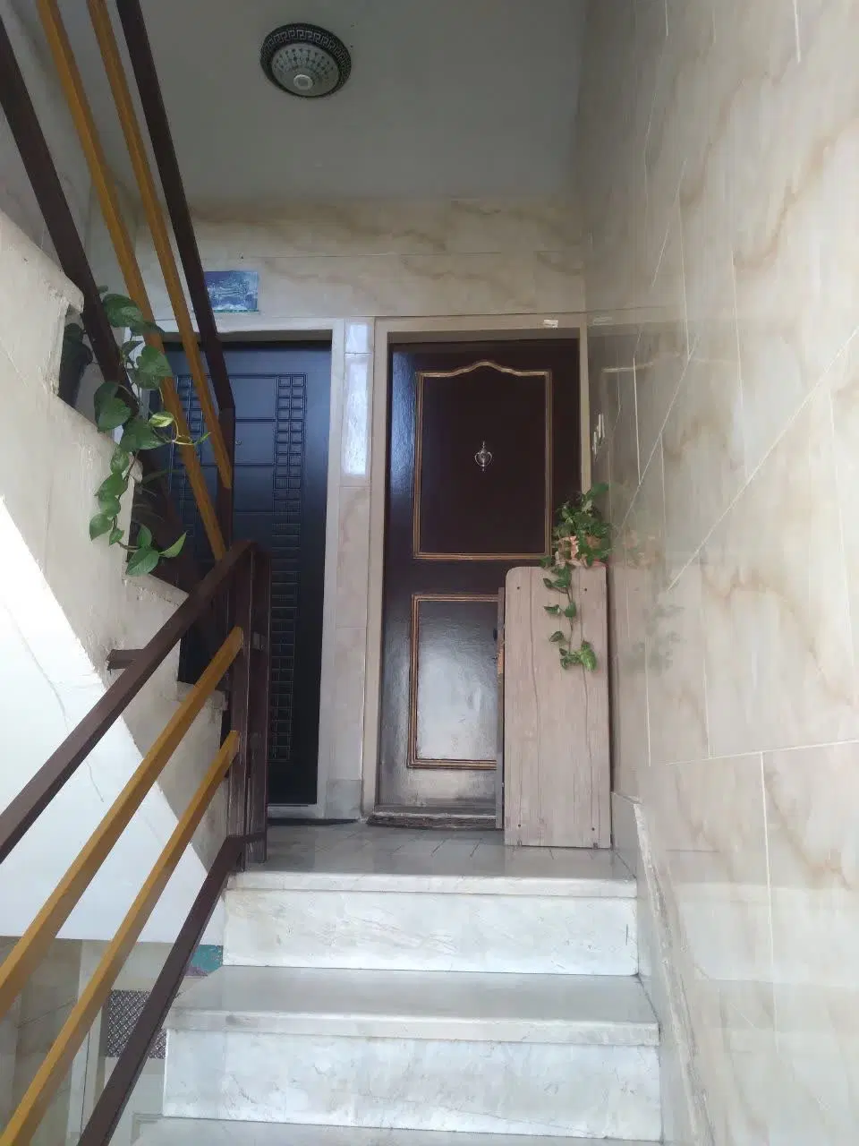 آپارتمان ۵۰متری با پارکینگ تاپ لوکیشن