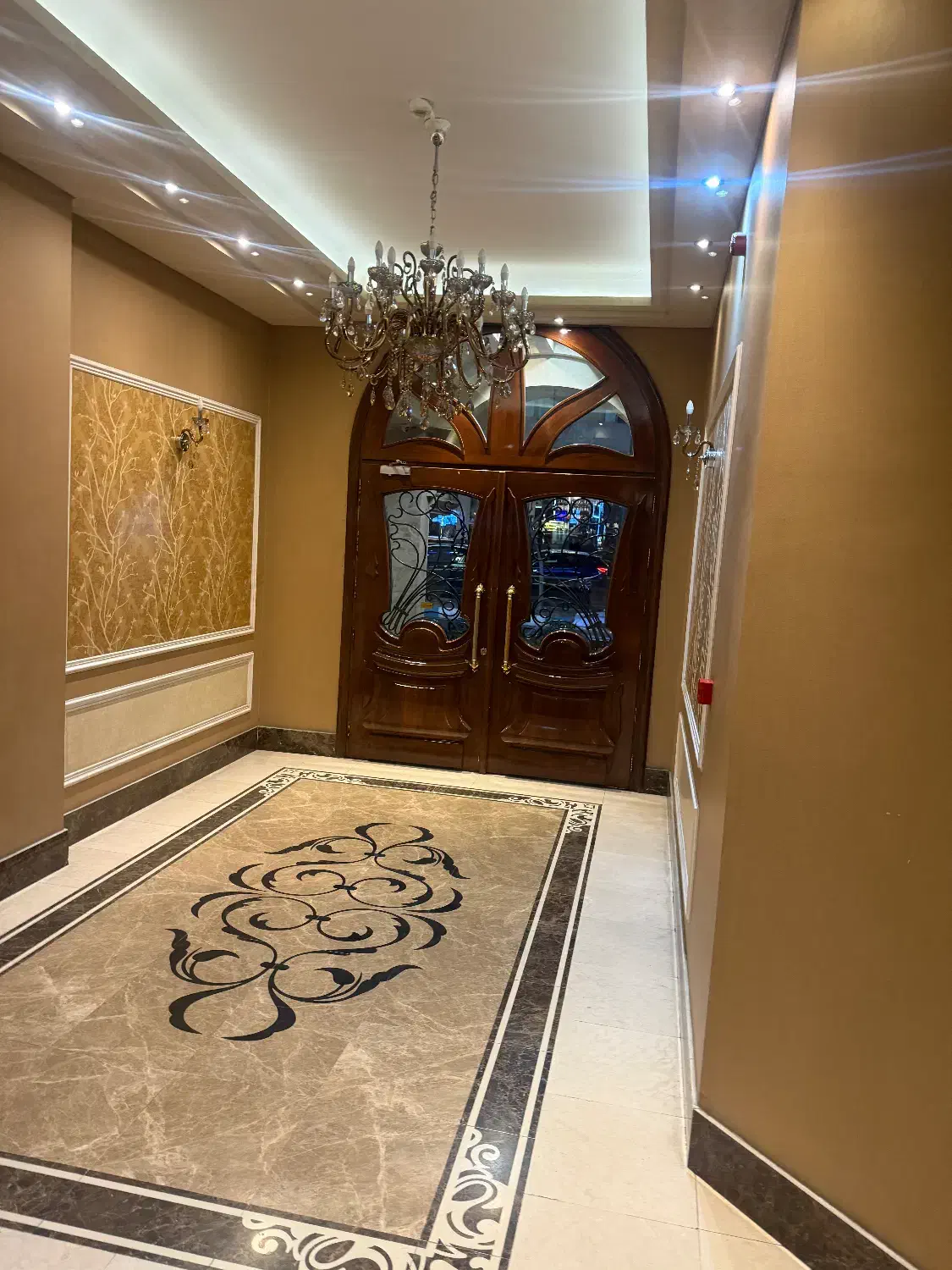 آپارتمان اداری ۱۰۰ متری شهرک واوان