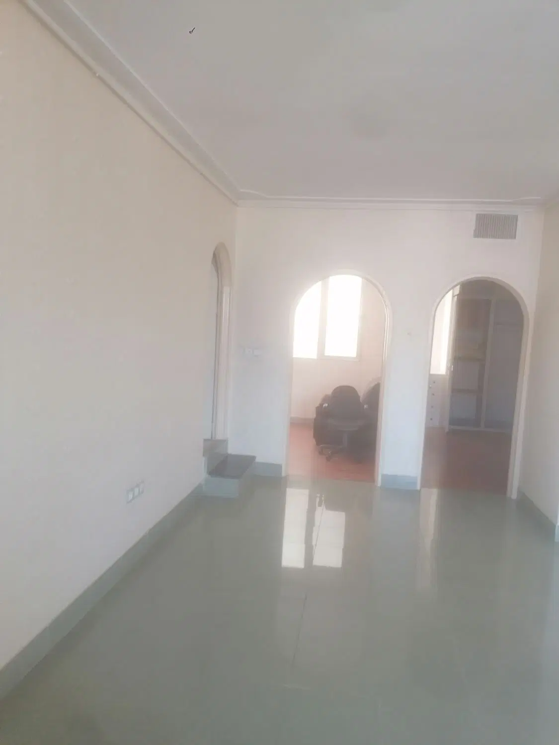 اجاره  کسری خ دارائی بن بست زرآینه شمالی درب هفتم