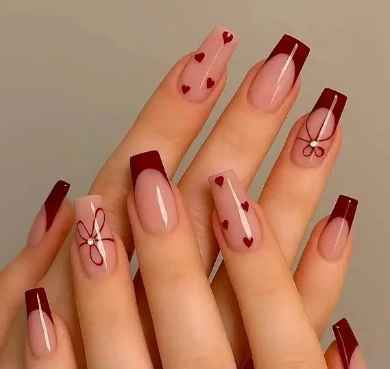 ناخن کار حرفه ای
