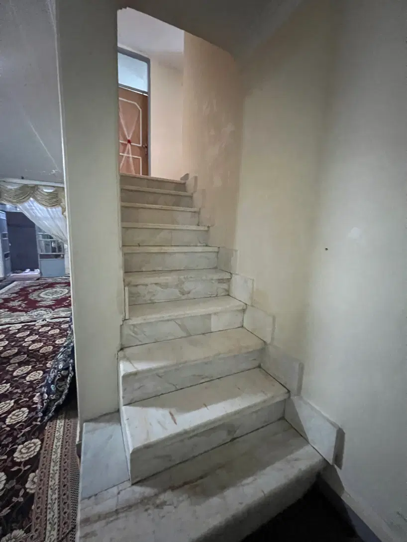 فروش ویلایی خیابان کازرونی ۲۲۸متر