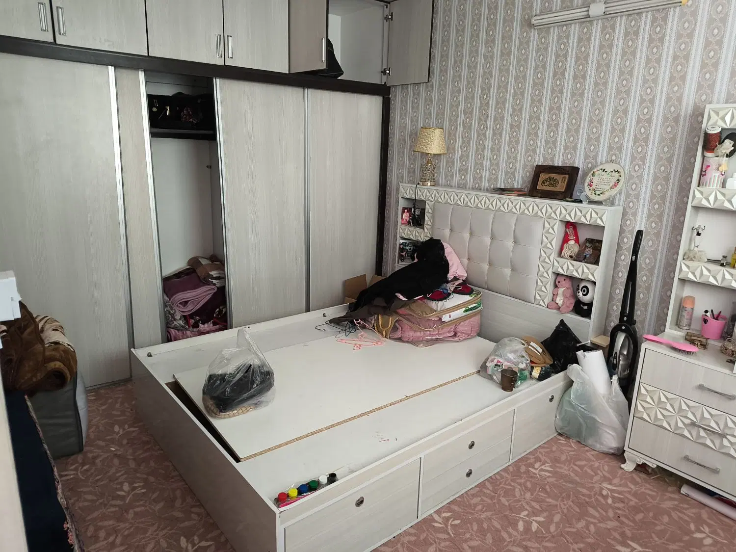 منزل دو طبقه بلوار کشاورز