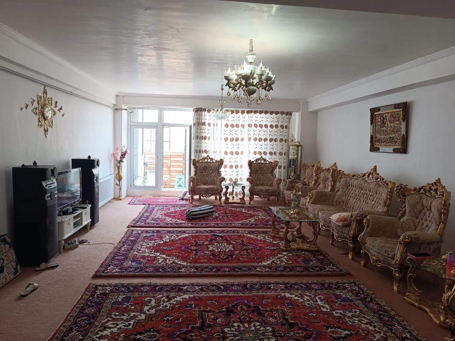 آپارتمان در خیابان اصمعی