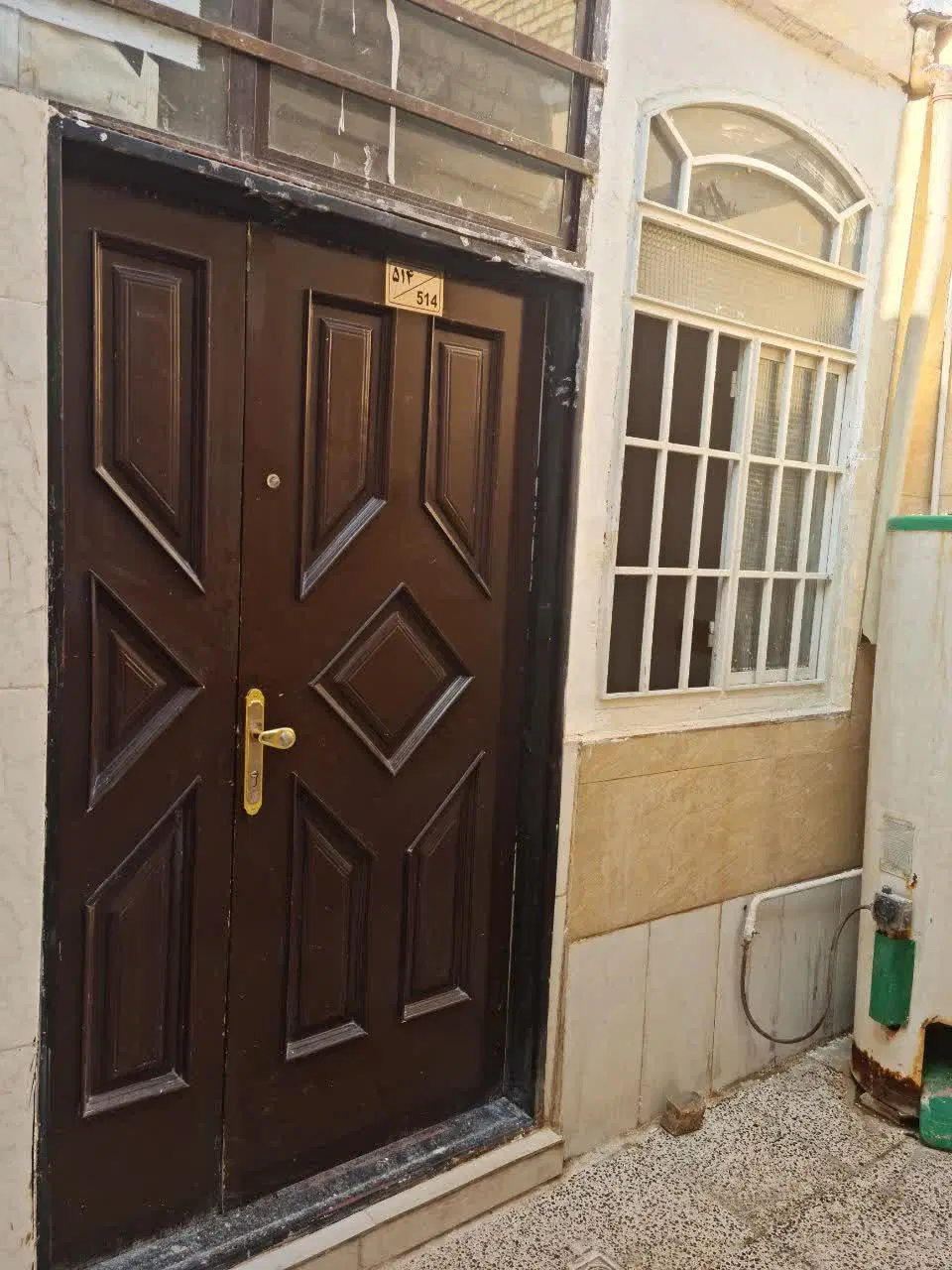 اجاره پشت قواره
