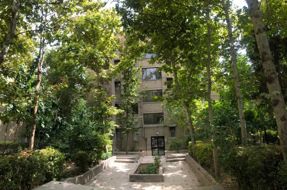 ۸۳ متری نارمک