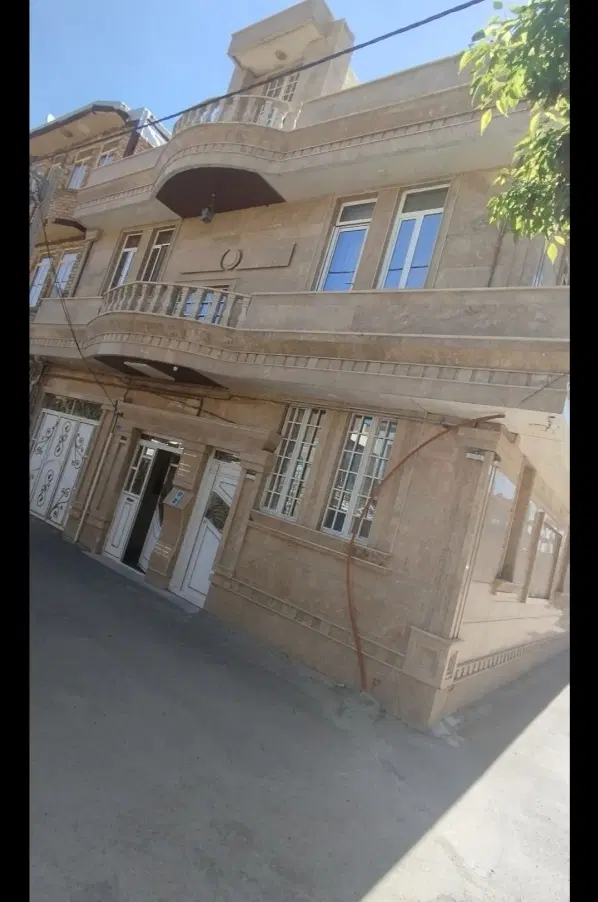 ساختمان دوبلکس در اول فاضل۱_ سند اماده_ ۲ نبش
