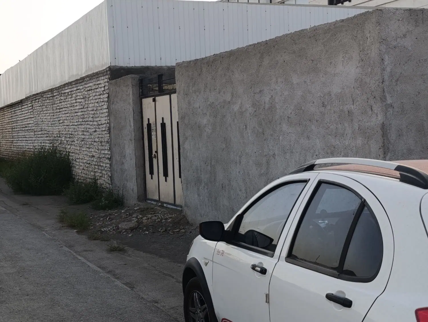 ۲۰۰ متر زمین پیامبر اعظم ۸۹ پشت حاشیه .