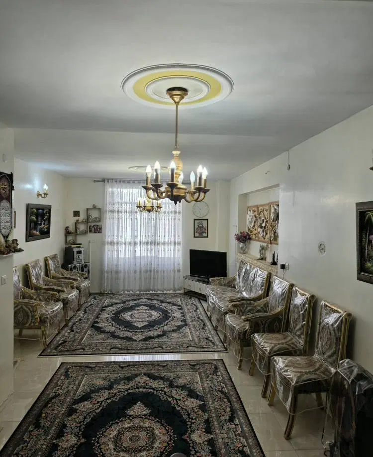 ۸۳ متر غرق نور در بهترین لوکیشن تسلیحات
