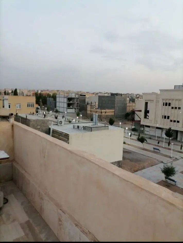 ۱۲۰ متر ویلایی _ سند تک برگ _ بازسازی لازم