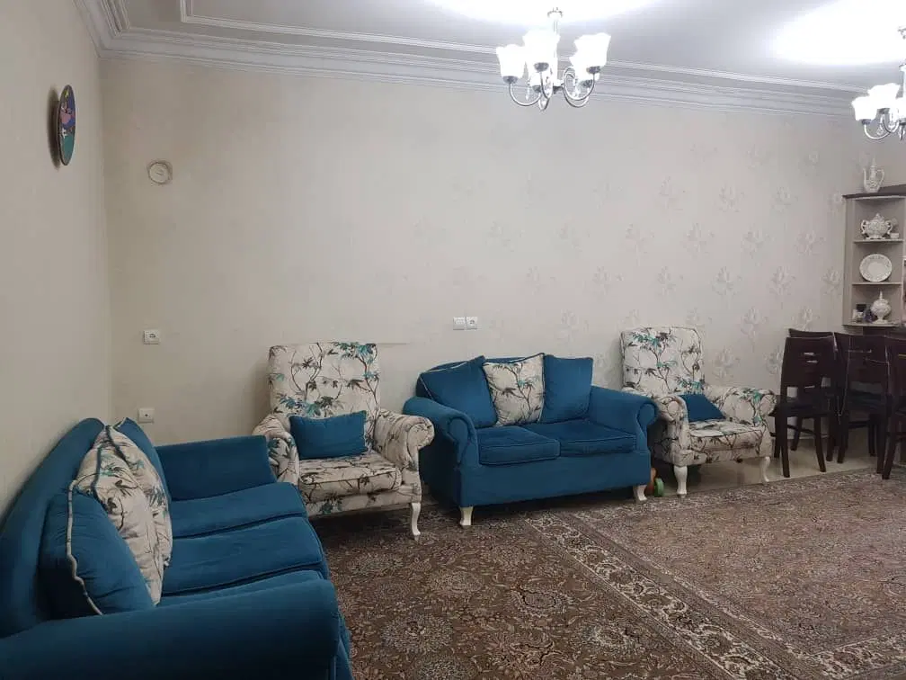 سه طبقه دربست