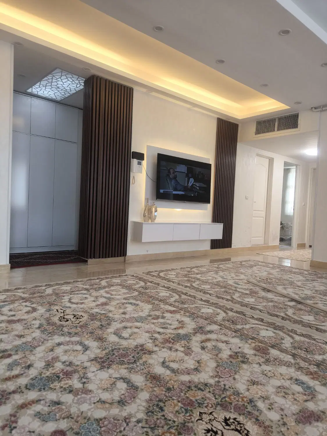 آپارتمان 123متری فاز 4شمال با پارکینگ مسقف